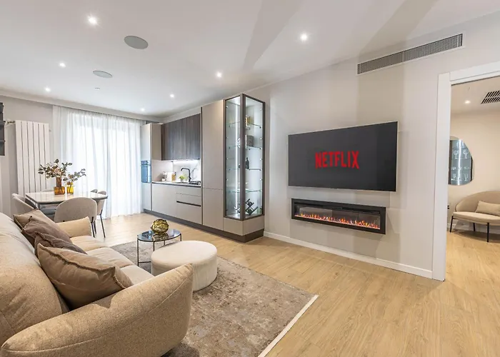 Luxury 2 Bedroom In Central